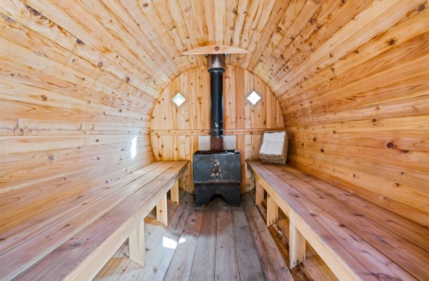 Can Steam Cleaning Eliminate Urine Odor Effectively?