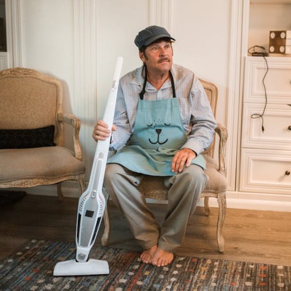 How to Clean Roomba Brushes: A Step-by-Step Guide with Photos