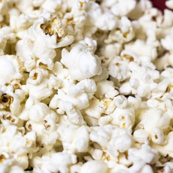 How to Eliminate the Burnt Popcorn Smell Quickly and Effectively
