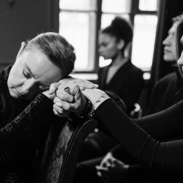 10 Expert Tips to Make Your Dark Clothes Last Longer and Look Newer