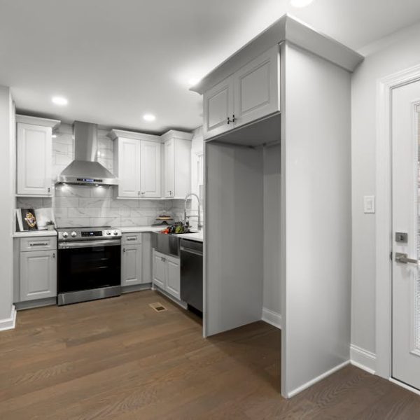 10 Natural Ways to Clean and Degrease Your Oven