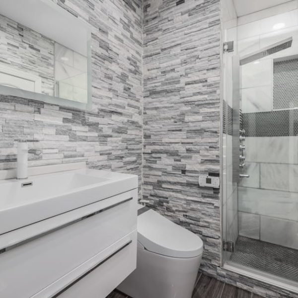 4 Genius Hacks for Effortless Shower Grout Mildew Removal