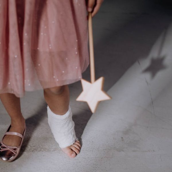 7 Easy DIY Shoe Polishes for a Gleaming Shine