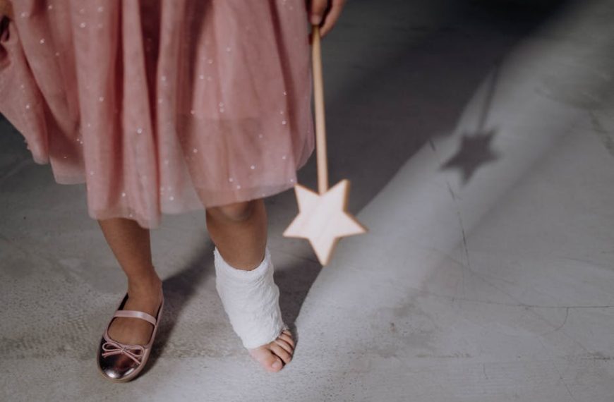 7 Easy DIY Shoe Polishes for a Gleaming Shine