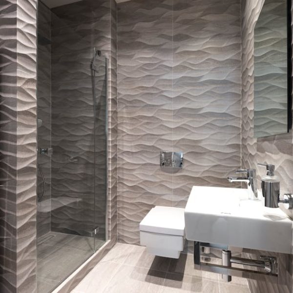 Effortless Laundry: Master Stain Removal with These Easy Tips