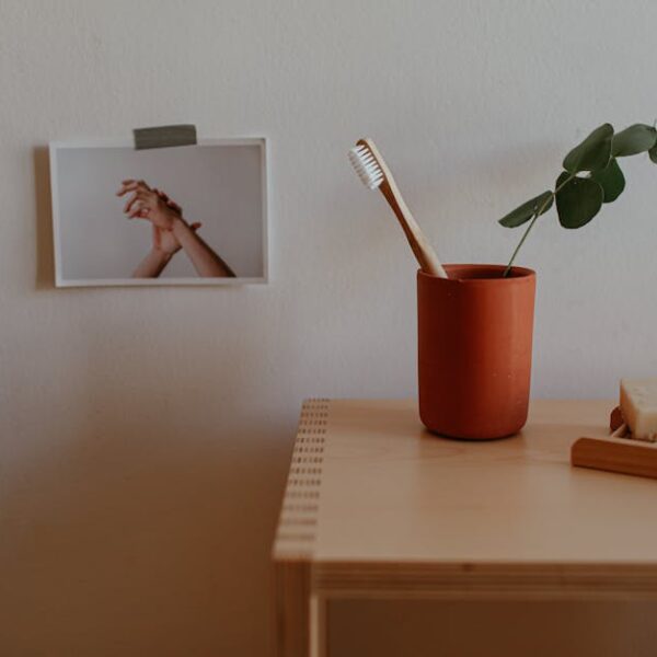 Top Homemade Window Cleaners: Ammonia-Free Solutions