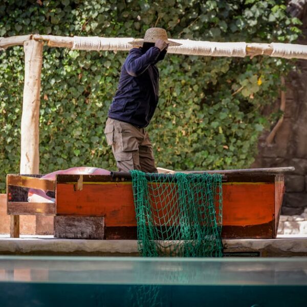 Why Is My Pool Cleaner Floating? Discover Quick Fixes Here